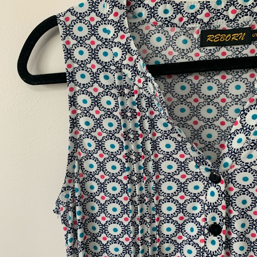 Long Patterned Dress - Picture 6 of 9